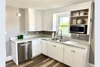 216 N Broadway Street, Barnesville, OH 43713 - Photo 7