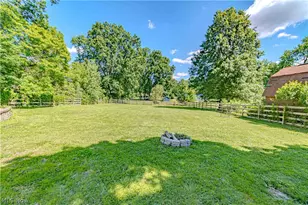 637 Killian Rd, Coventry, OH 44319 - Photo 9