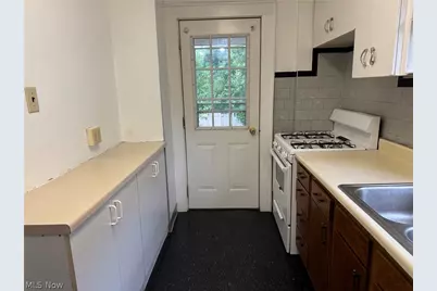 582 Robinette Court, Akron, OH 44310 - Photo 19