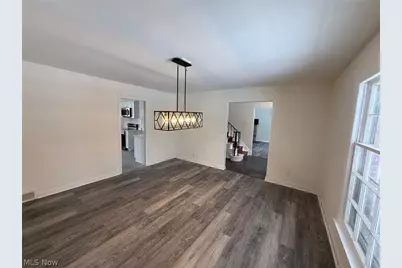 22350 S Woodland Road, Huber Heights, OH 44122 - Photo 7