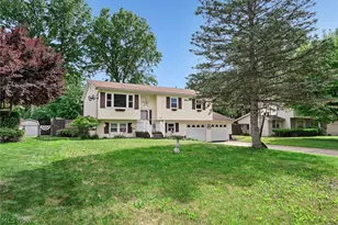 4633 Barrington Dr, Austintown, OH 44515 - Photo 3