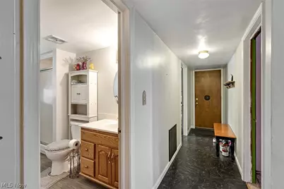 4633 Barrington Drive, Austintown, OH 44515 - Photo 17
