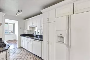 12900 Lake Ave, Oakwood, OH 44107 - Photo 13