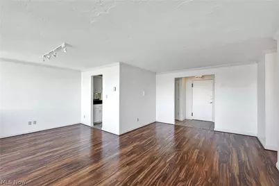 12900 Lake Avenue #1624, Oakwood, OH 44107 - Photo 9