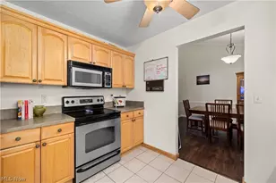 820 Lincoln St, Amherst, OH 44001 - Photo 9