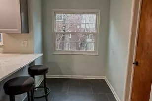 426 Dorchester Rd, Akron, OH 44320 - Photo 7