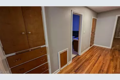 426 Dorchester Road, Akron, OH 44320 - Photo 17