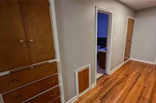 426 Dorchester Rd, Akron, OH 44320 - Photo 17