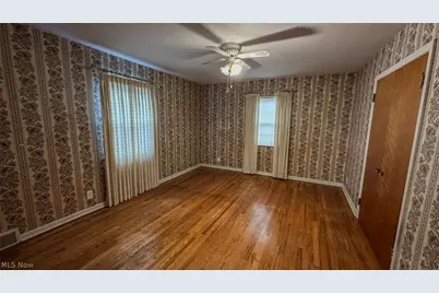 426 Dorchester Road, Akron, OH 44320 - Photo 19