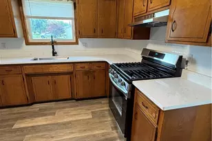 225 Anthony Ln, Zanesville, OH 43701 - Photo 3