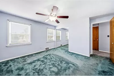 423 E 305th Street, Willowick, OH 44095 - Photo 29