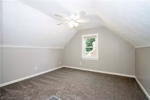 407 Oxford Ave, Akron, OH 44310 - Photo 17