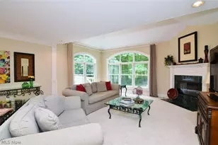 10370 Pinecrest Rd, Concord Twp, OH 44077 - Photo 3
