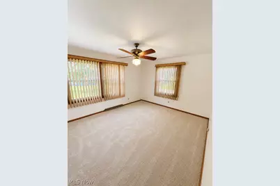 4345 Woodleigh Lane, Youngstown, OH 44511 - Photo 11