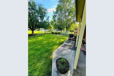4345 Woodleigh Lane, Youngstown, OH 44511 - Photo 23