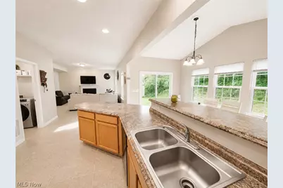 867 Starr Ridge Street SE, Massillon, OH 44646 - Photo 9