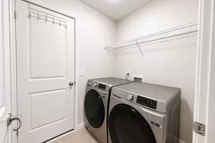 867 Starr Ridge St SE, Massillon, OH 44646 - Photo 13