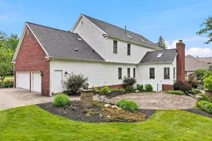 8320 Woodberry Blvd, Chagrin Falls, OH 44023 - Photo 49