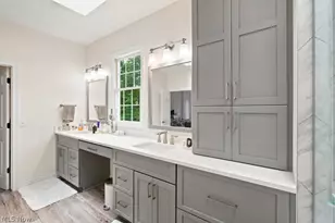 8320 Woodberry Blvd, Chagrin Falls, OH 44023 - Photo 23