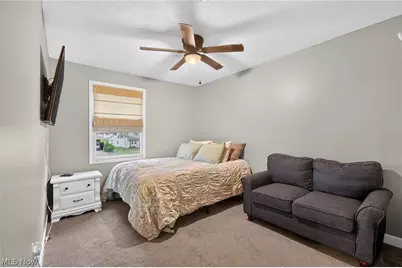 5668 Perry Hills Drive SW, Canton, OH 44706 - Photo 25