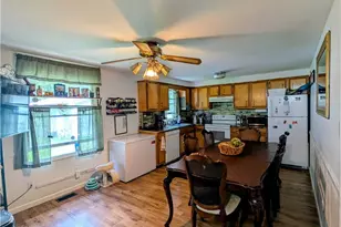 7300 Cliff Dr, Ravenna, OH 44266 - Photo 5