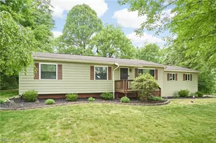 2808 Lynne Rd, Green, OH 44312 - Photo 1