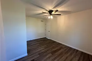 16 E Haywood Ave, Struthers, OH 44471 - Photo 17
