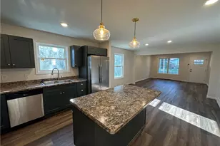 16 E Haywood Ave, Struthers, OH 44471 - Photo 7