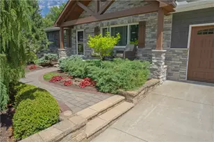 7742 Windy Hill Dr, Kent, OH 44240 - Photo 5