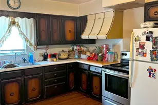 205 Canterbury Blvd, Steubenville, OH 43952 - Photo 5