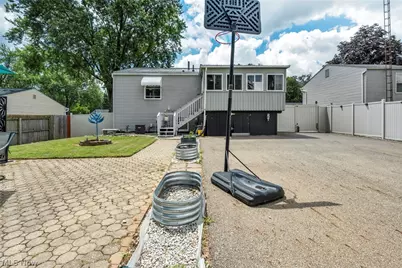 4885 Lynncrest Street SW, Canton, OH 44706 - Photo 35