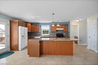 14617 Kneisel Road, Vermilion, OH 44089 - Photo 5