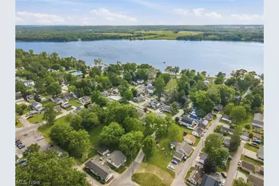93 Longacre Lane, Chippewa Lake, OH 44215 - Photo 35