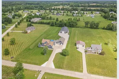 19137 Landing Lane, Columbia Station, OH 44028 - Photo 49