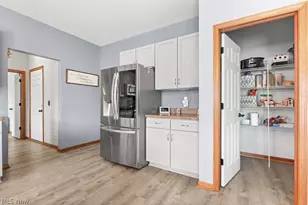 19137 Landing Ln, Columbia Station, OH 44028 - Photo 11