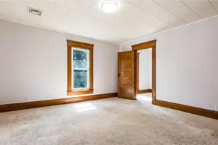221 N 9th St, Cambridge, OH 43725 - Photo 25