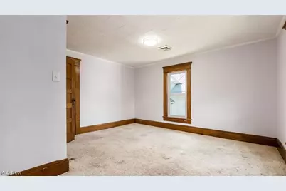221 N 9th Street, Cambridge, OH 43725 - Photo 21
