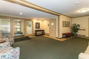 19201 Van Aken Blvd, Huber Heights, OH 44122 - Photo 27
