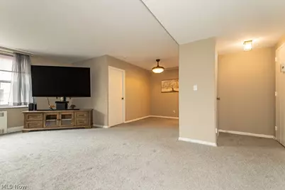 19201 Van Aken Boulevard #313, Huber Heights, OH 44122 - Photo 7