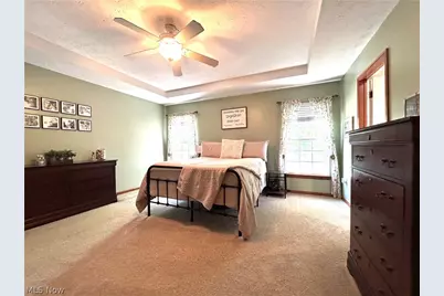 1052 Arrowhead Drive, Vermilion, OH 44089 - Photo 17
