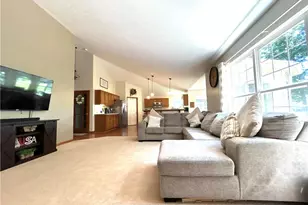 1052 Arrowhead Dr, Vermilion, OH 44089 - Photo 13