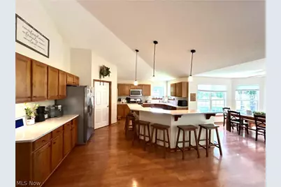 1052 Arrowhead Drive, Vermilion, OH 44089 - Photo 3