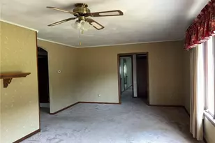 6308 Coen Rd, Vermilion, OH 44089 - Photo 13