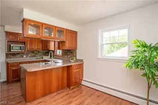 3920 Ashwood St NW, Canton, OH 44708 - Photo 9
