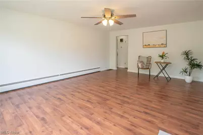 3920 Ashwood Street NW, Canton, OH 44708 - Photo 5