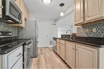 3800 Rosemont Boulevard #114B, Akron, OH 44333 - Photo 17