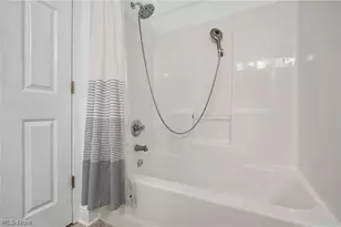 3800 Rosemont Blvd, Akron, OH 44333 - Photo 21