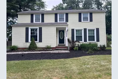 20825 Farnsleigh Road, Huber Heights, OH 44122 - Photo 1