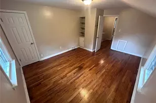 20825 Farnsleigh Rd, Huber Heights, OH 44122 - Photo 15