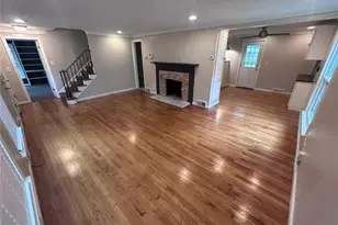 20825 Farnsleigh Rd, Huber Heights, OH 44122 - Photo 3